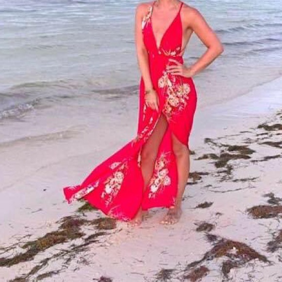 Hello Molly Red Dress - Picture 1 of 4